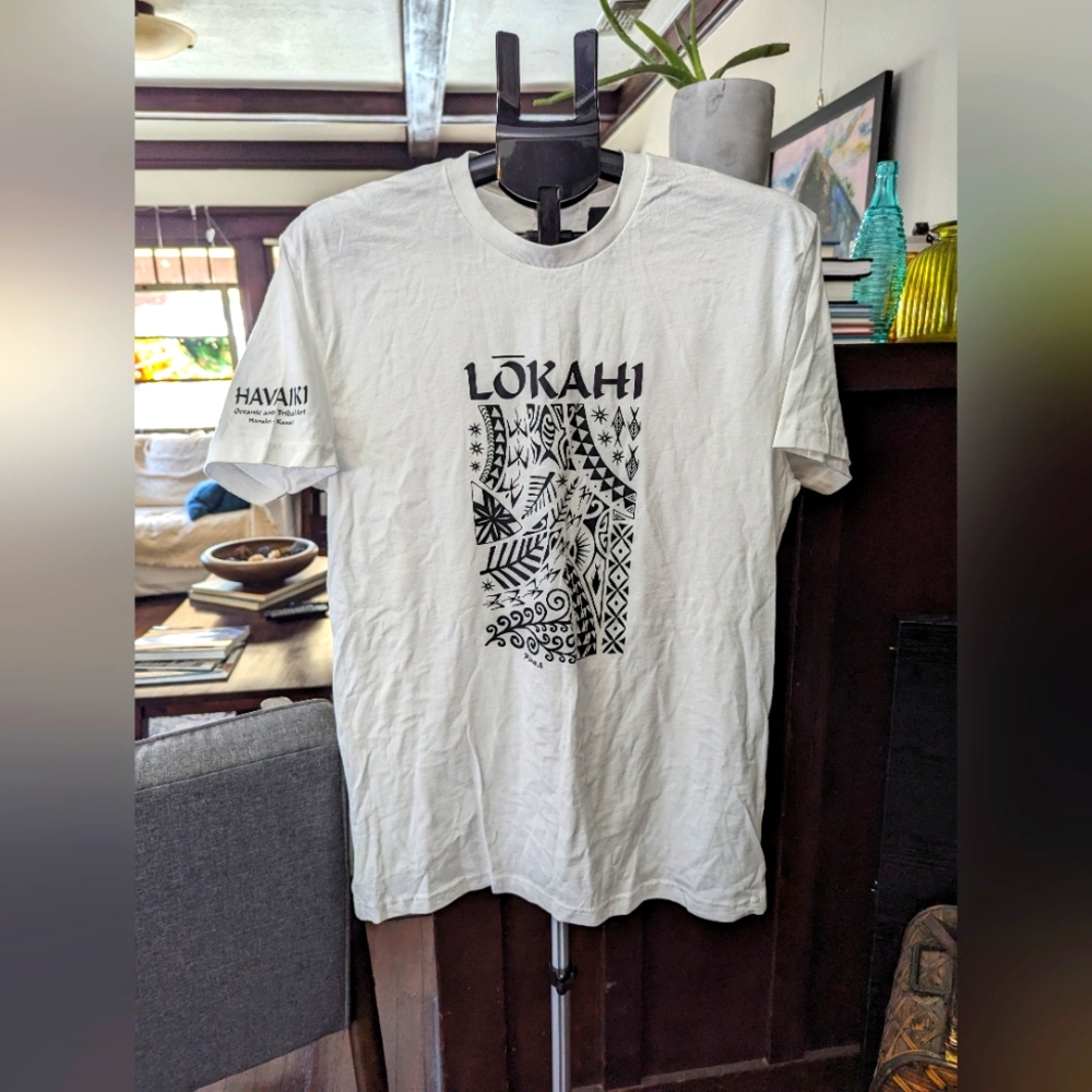 Men's Tribal Art T-shirt size M